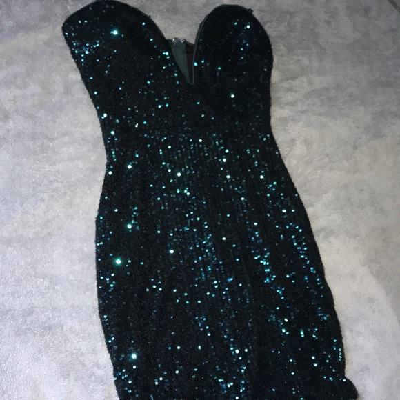 Green Tight Sparkly Dress From Windsor 